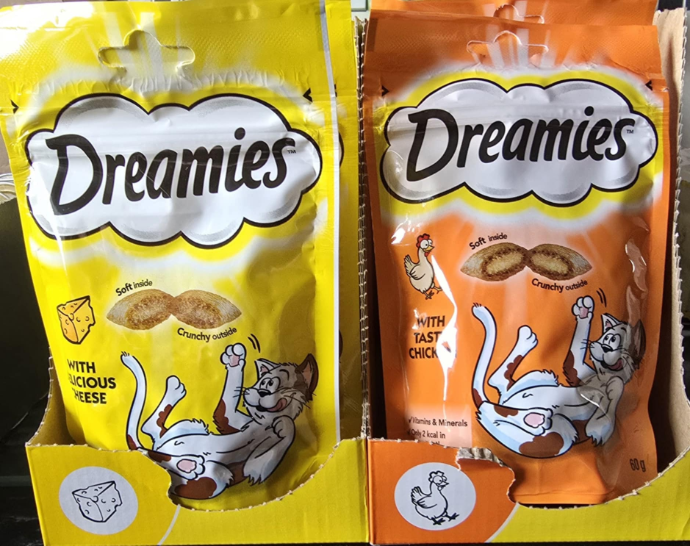 Dreamies cat treats