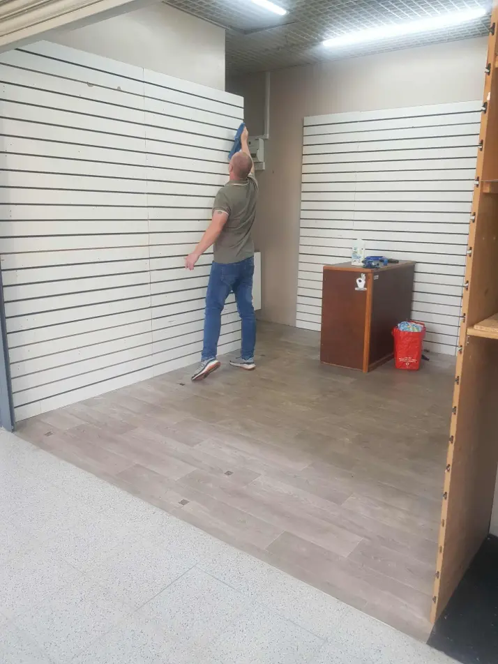 Healthy Hounds Pet Supplies first shop