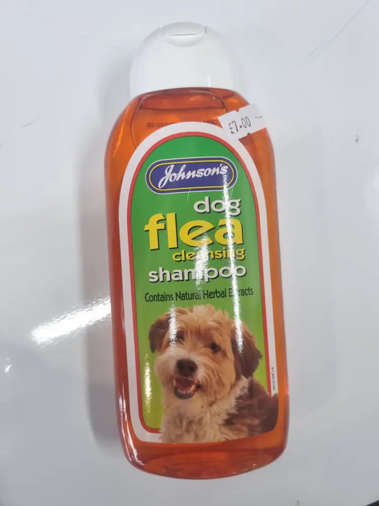 JOhnson's Cleansing Shampoo